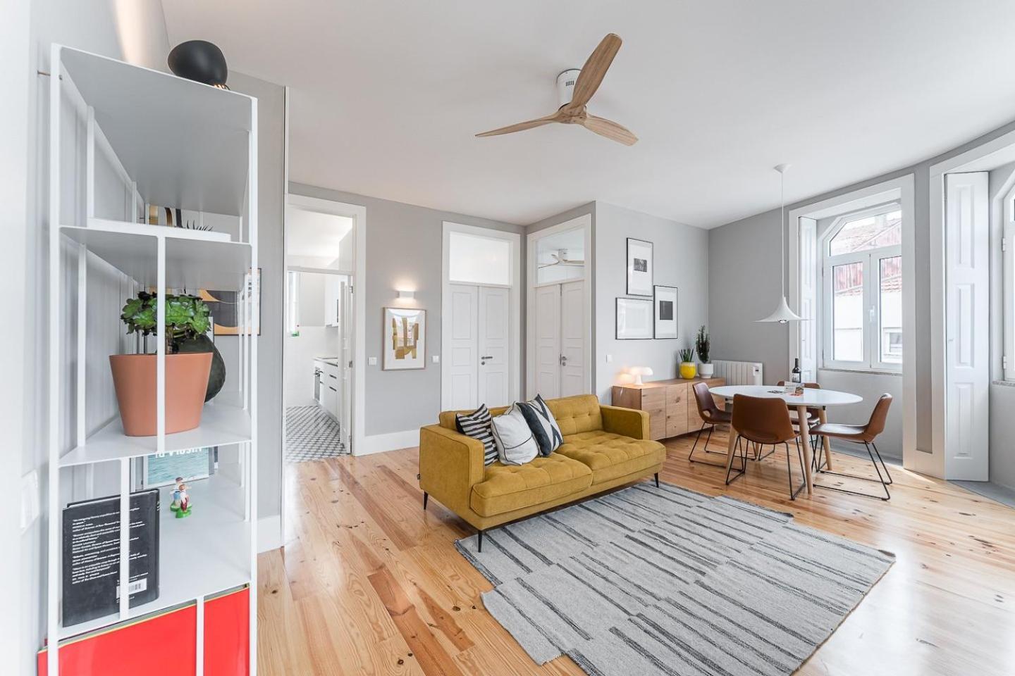 Guestready - Colorful Apt Near Agosto Station 波尔图 外观 照片