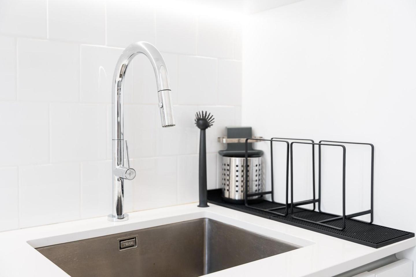 Guestready - Colorful Apt Near Agosto Station 波尔图 外观 照片